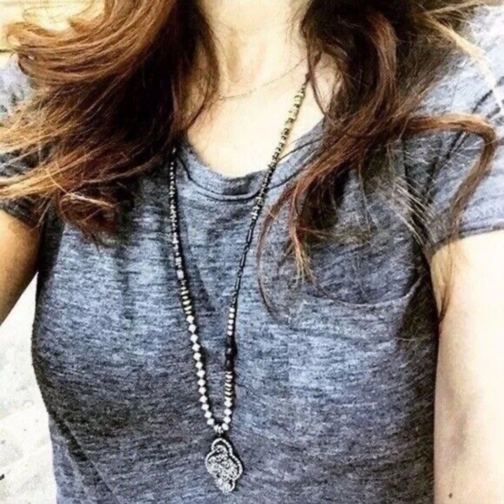 NIB  Stella & Dot  Ornate Mixed Metal Hematite Pendant Necklace  31"